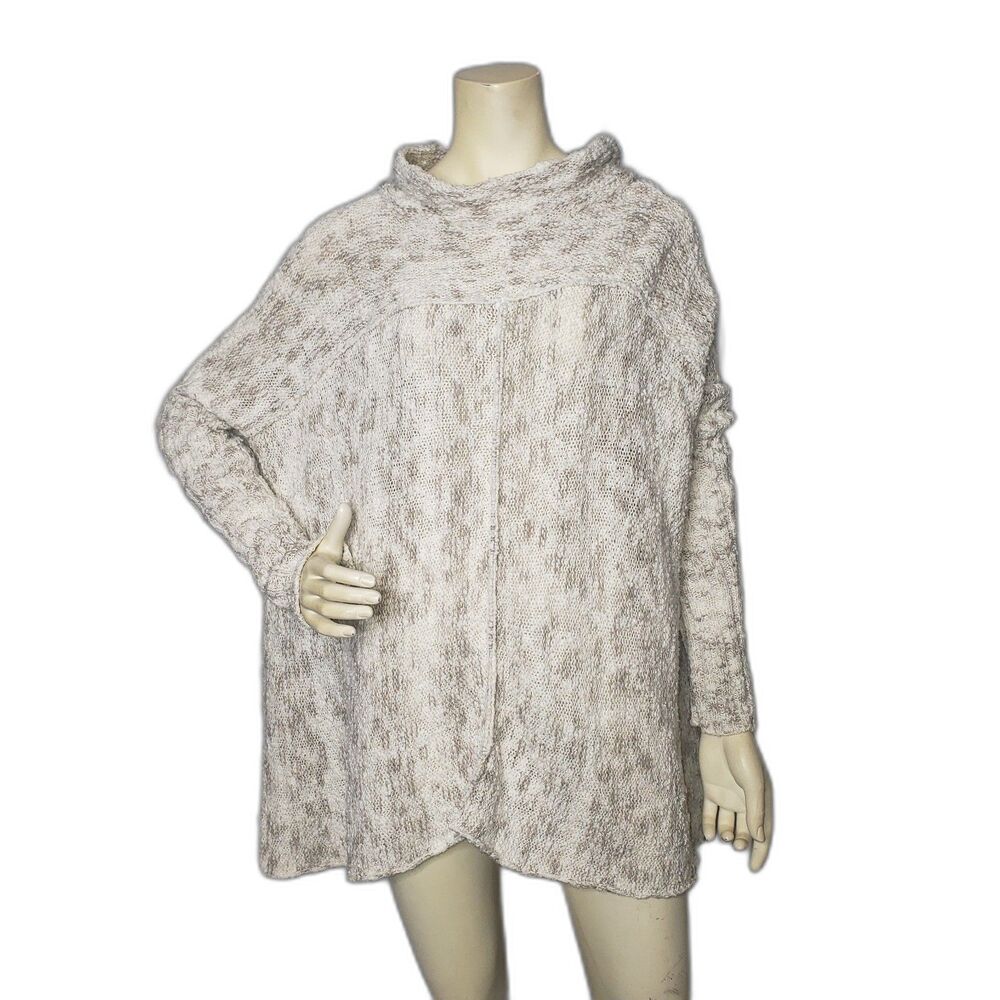 Free People Oversized White and Gray Textured Sweater Womens Size Medium